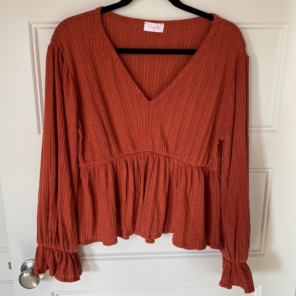 Blouse NWOT - Picture 2 of 4